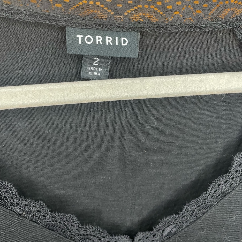Torrid top - Picture 2 of 3